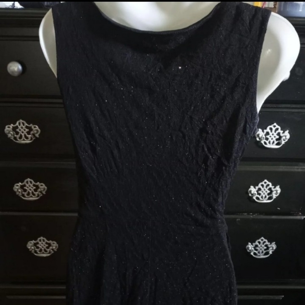 Black & Gold Glitter Cocktail Dress - Picture 2 of 3